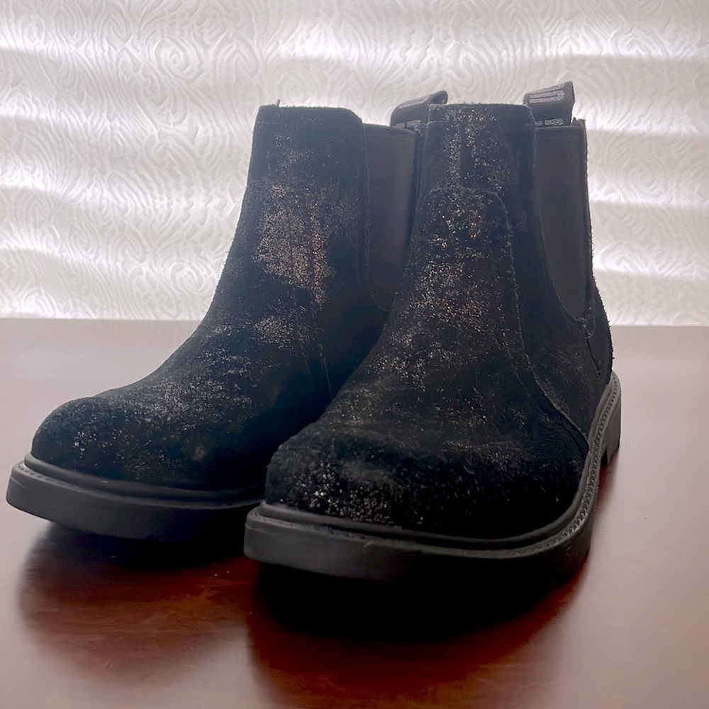 UGG Little Girl Sz 13 Black Shimmer Boots with Rubber Sole.
